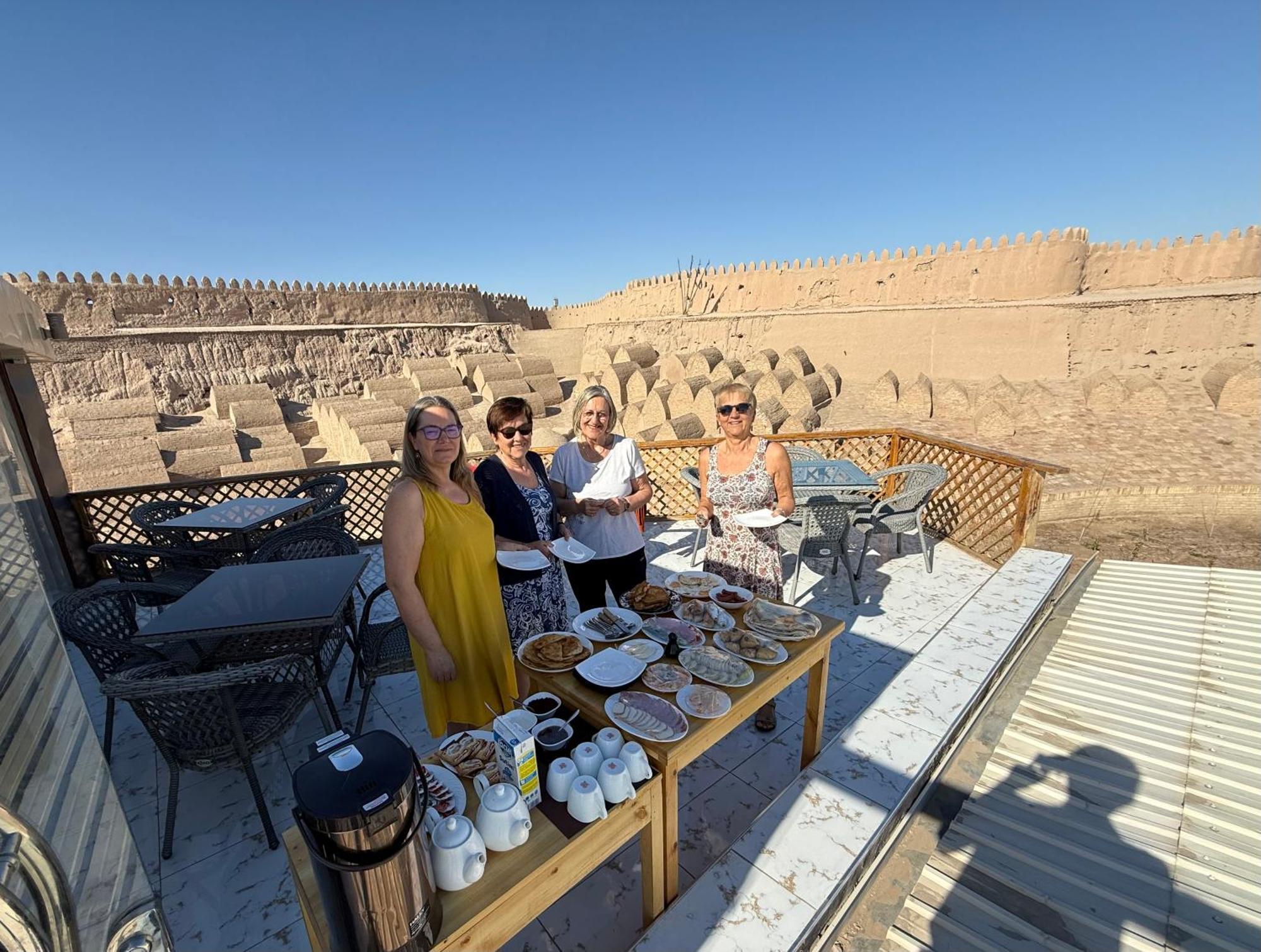 Adam-Eva Hotel Chiwa Zewnętrze zdjęcie